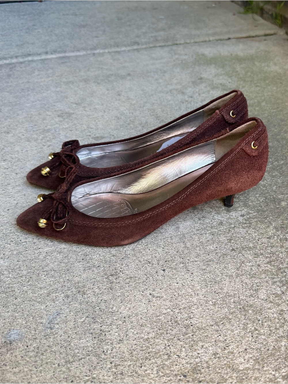 Elie Tahari Brown Leather Suede Kitten Bow Heels size 7,5 (37,5)